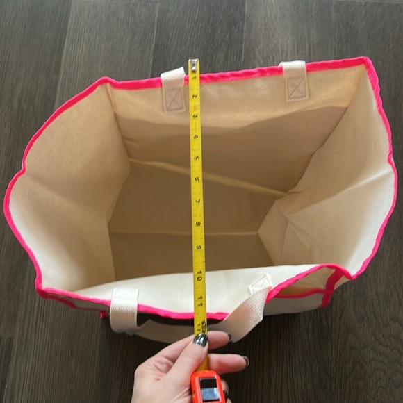 Macy’s Beauty Pink Beige Medium Canvas Pockets Tote Bag - Picture 4 of 6